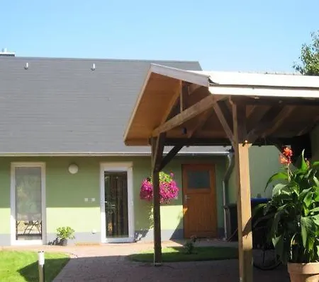 Malchow Mit Grill, Garten Und Terrasse